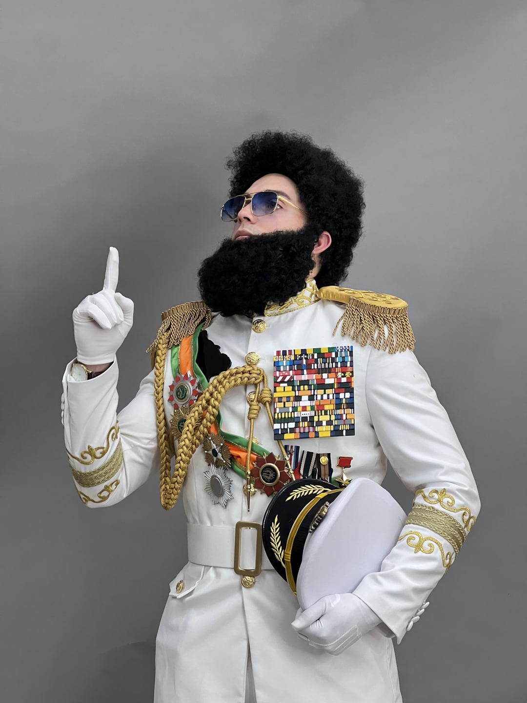 Supreme Leader Admiral General Aladeen Cosplay Know Your Meme