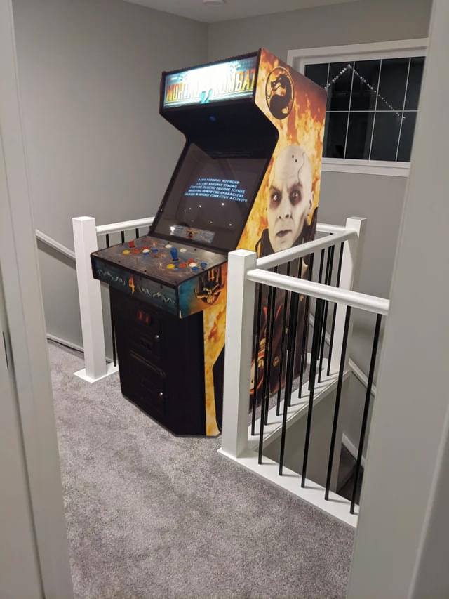 MK4 Quan Chi Arcade Cabinet in a Staircase Cranny | Quan Chi From the ...