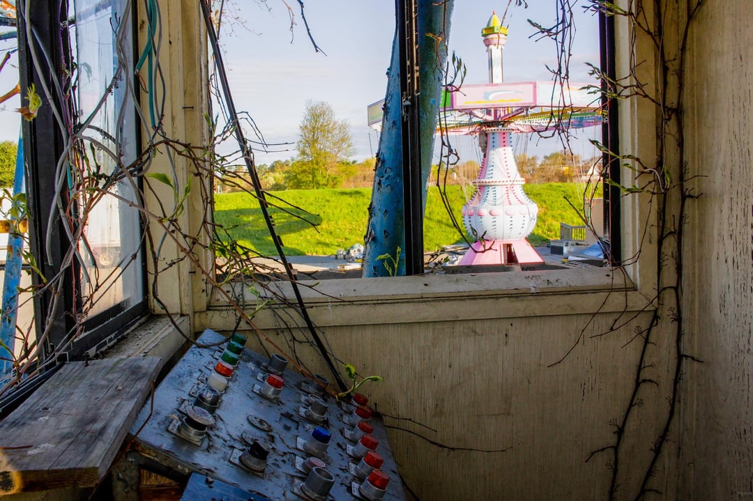 Abandoned & forgotten Theme Park in Delaware