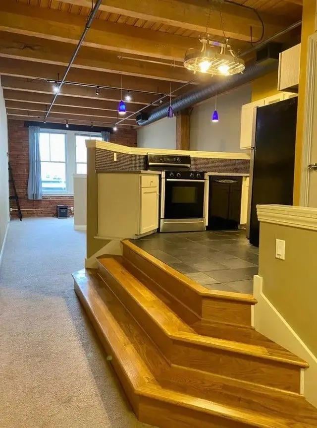 The design of this kitchen | Know Your Meme