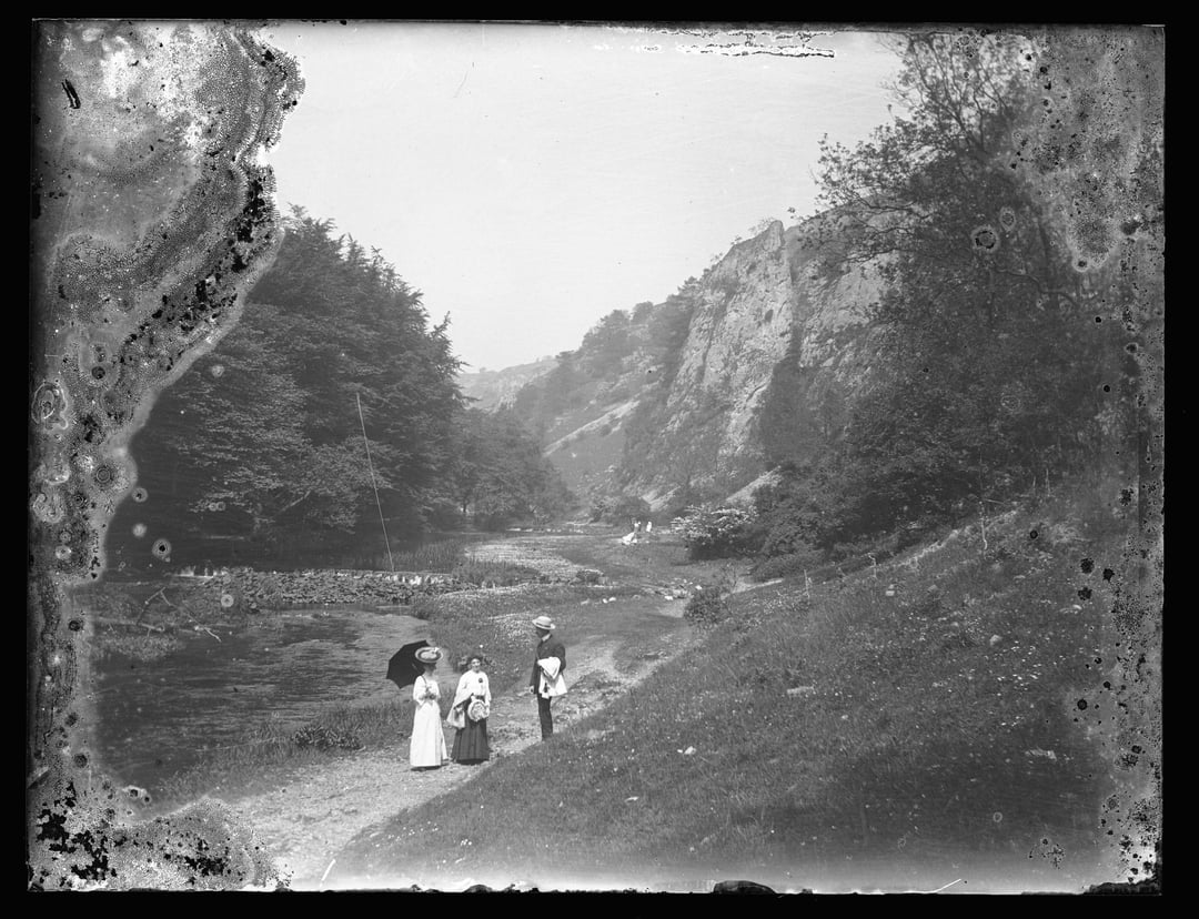 Family on a walk, Great Britain, 1900s