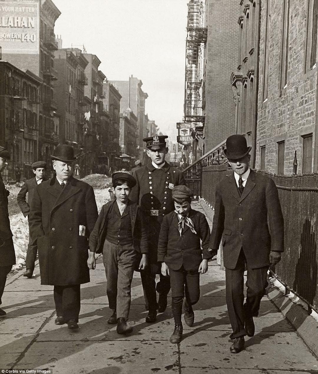 YOUR HATTER? LAHAN OWERL140 Corbis via Getty Images ABLES 143