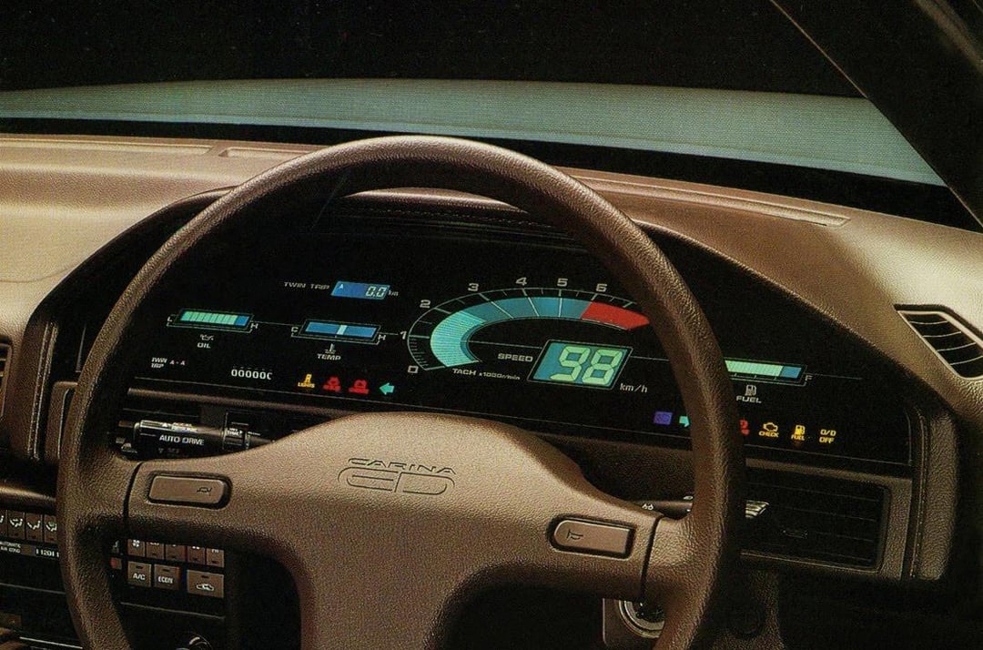 B3T CHIL W&-A AUTO DRIVE 336 112041 AUC ECEN TWIN TR 00000C 4 TEMP 0.0 2 ARIN E 45 6 SPEED TACH100G 98 km/h FUEL D O/D DEX OFF