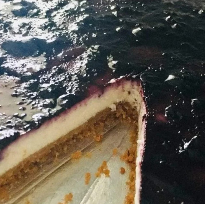 Cheesecake Boat Optical Illusion HD High Quality