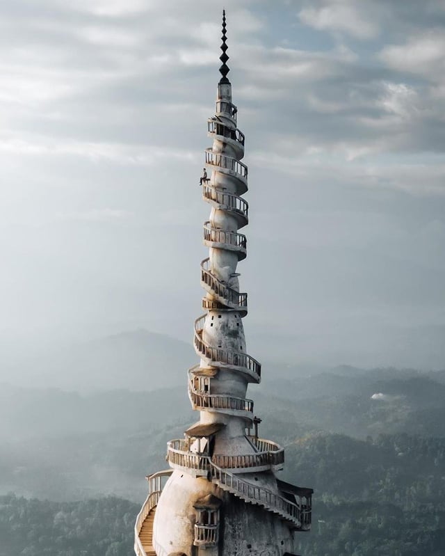 Ambuluwawa Tower, Sri Lanka