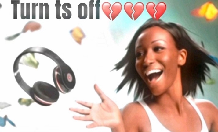 An "exploited":https://knowyourmeme.com/memes/exploitables "reaction image":https://knowyourmeme.com/memes/reaction-images version of the Girl With Headphones "meme":https://knowyourmeme.com/memes/memes, showing her throwing the headphones with a caption reading, "Turn ts off."