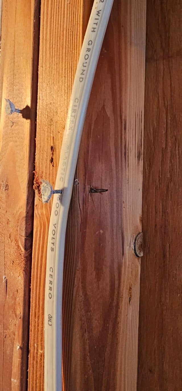 2 WITH GROUND (UL) CIRTEX PLASTIC 600 VOLTS CERRO