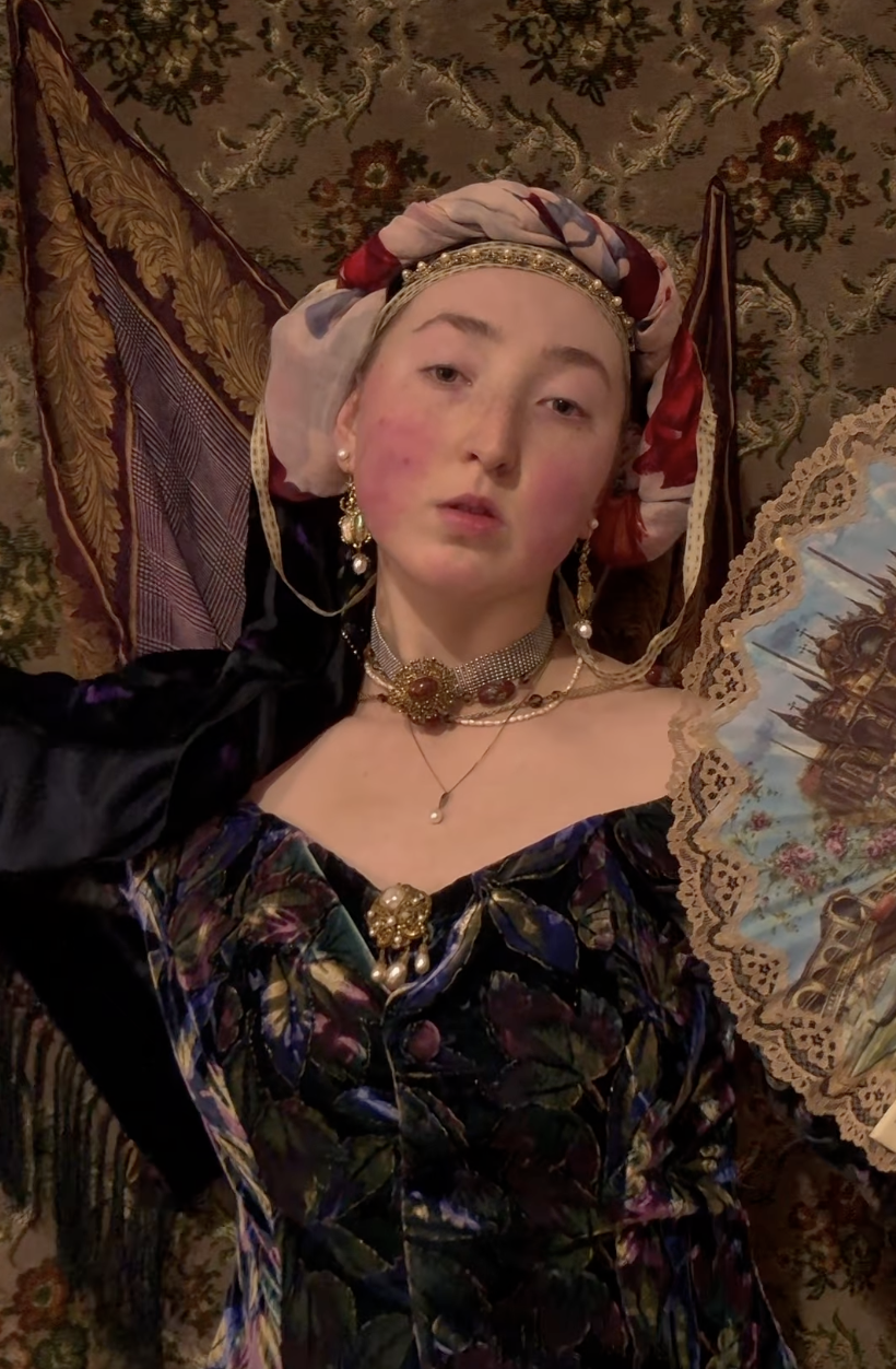 Alana.28 Anne of Cleves Cosplay