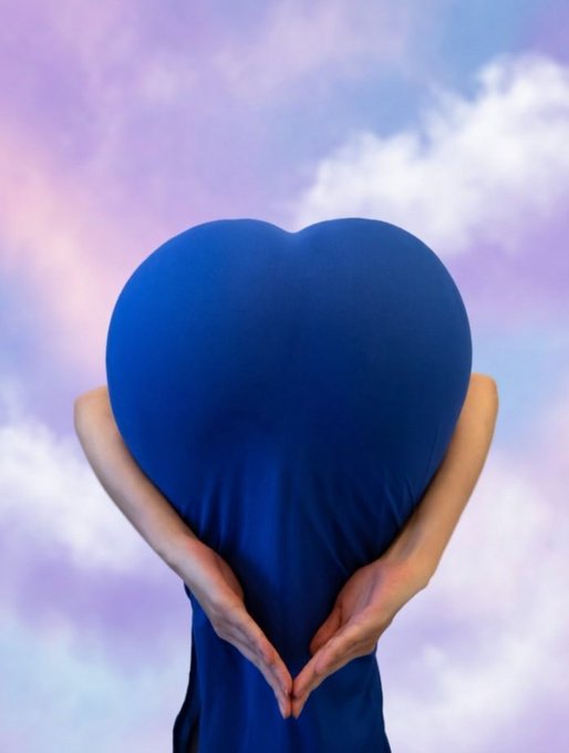blue dress heart