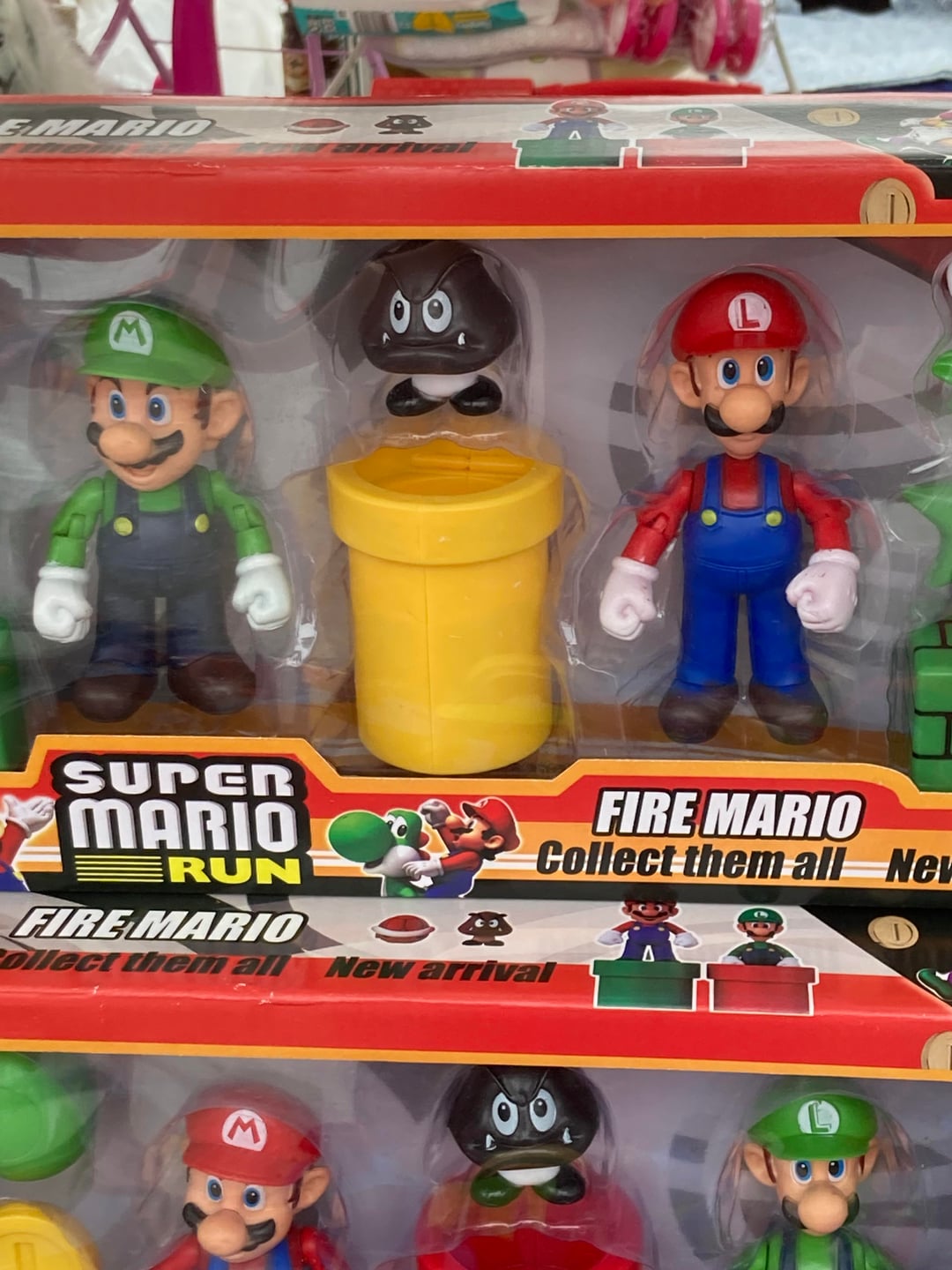 EMARIO M 00 FIRE MARIO Collect them all New SUPER MARIO RUN FIRE MARIO 90 Collect them all New arrival Π 00 M
