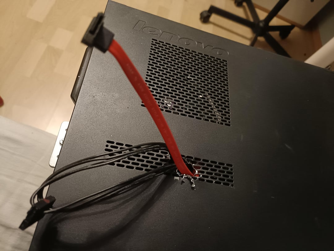 Plug 'n' play hard drive