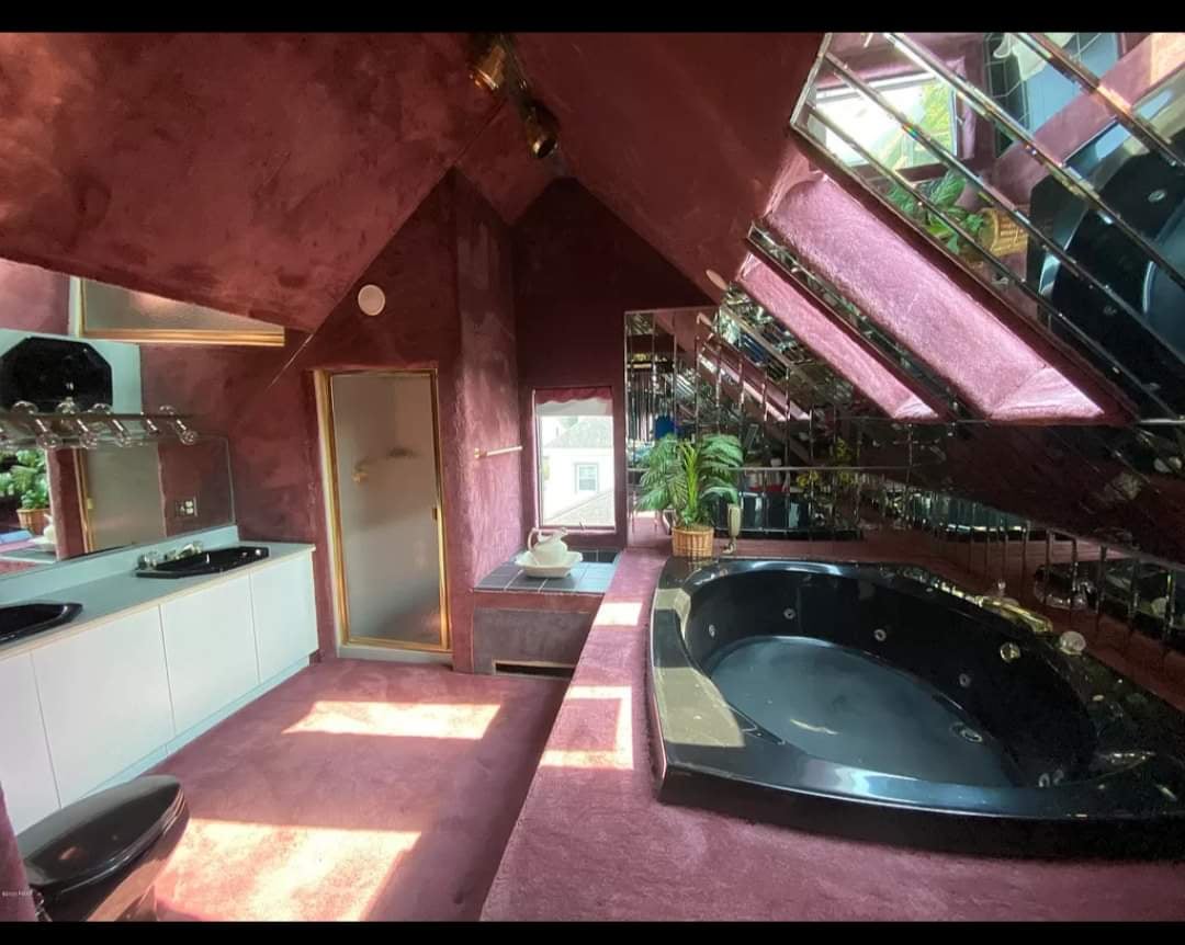 Velvet bathroom