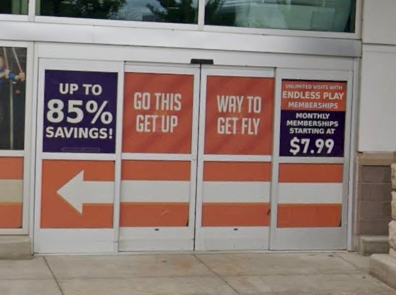 UP TO 85% GO THIS WAY TO GET UP GET FLY SAVINGS! UNLIMITED VISITS WITH ENDLESS PLAY MEMBERSHIPS MONTHLY MEMBERSHIPS STARTING AT $7.99