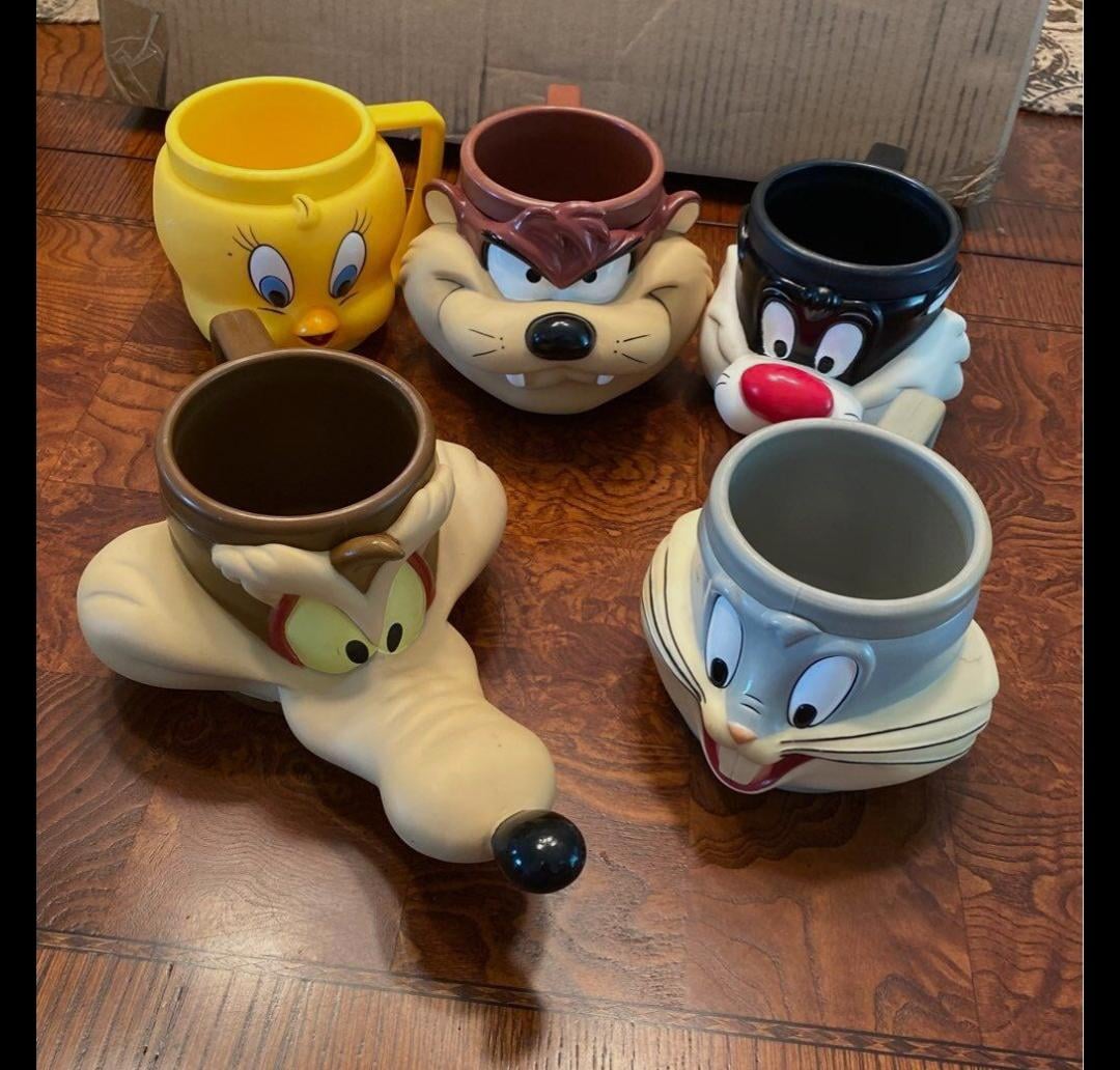 These old mugs